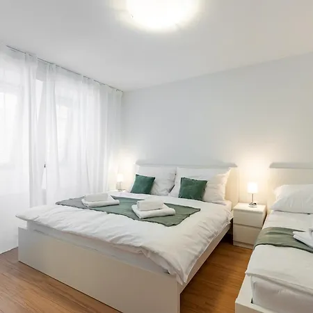 Old Town Oasis 4 Apartman *