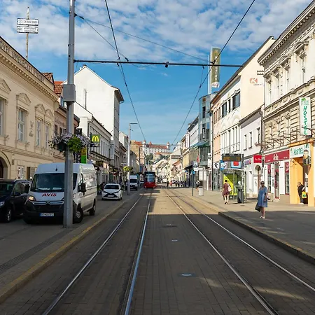 Old Town Oasis 4 Apartman Pozsony