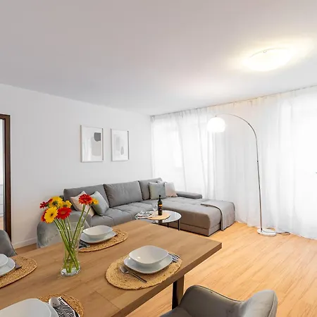 Apartman Old Town Oasis 4 *