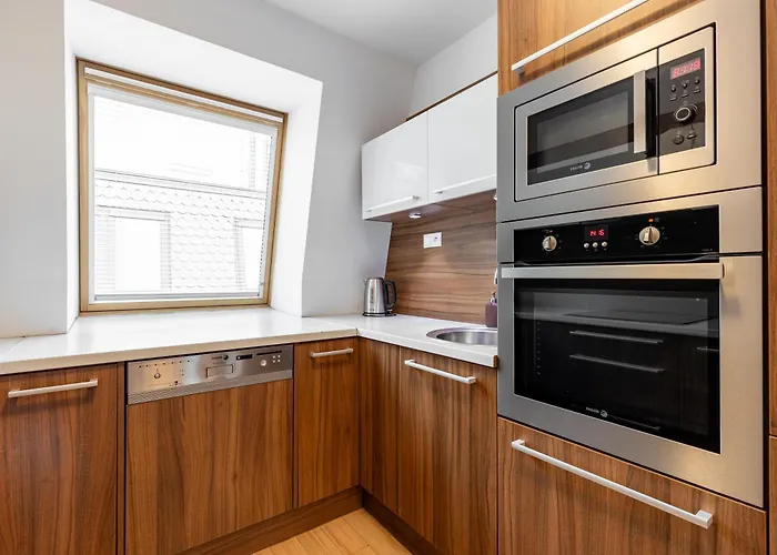 شقة Old Town Oasis 4 *