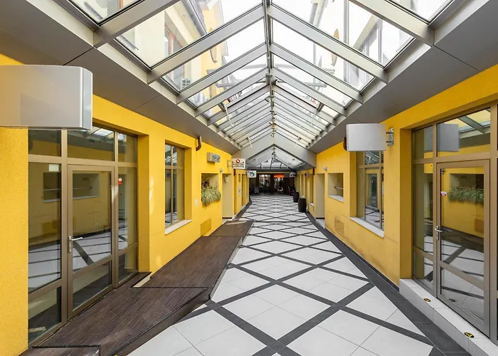 Old Town Oasis 4 شقة براتسيلافا