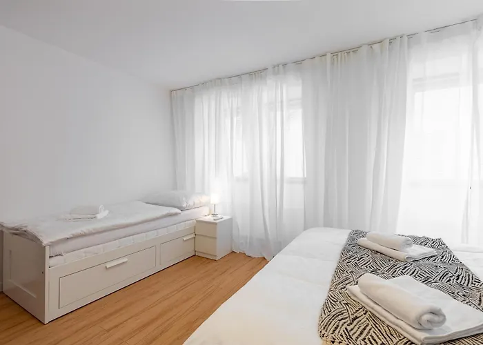 Old Town Oasis 4 براتسيلافا