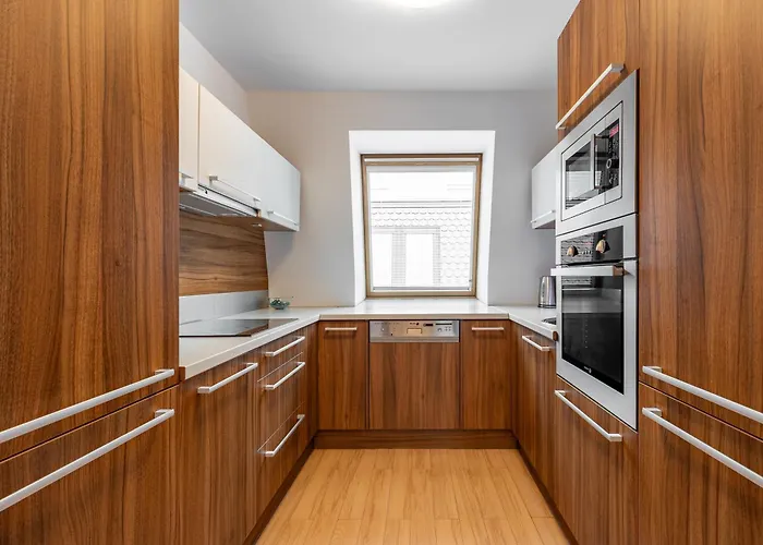 Old Town Oasis 4 شقة