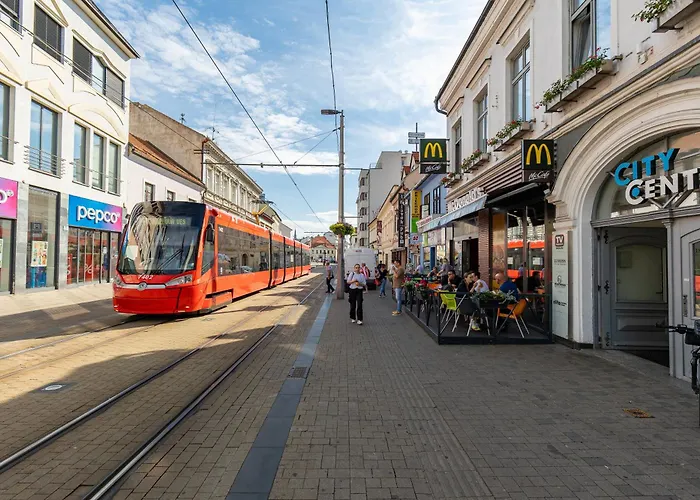 شقة Old Town Oasis 4 *