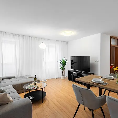 Old Town Oasis 4 * Bratislava