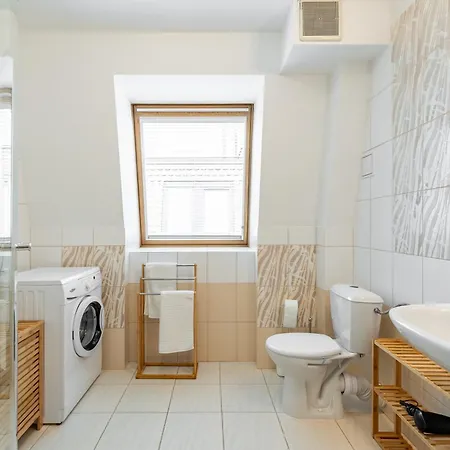 Lejlighed Old Town Oasis 4 *